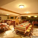 Kerme Ottoman 4* 아키아카