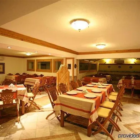 Kerme Ottoman 4* 아키아카