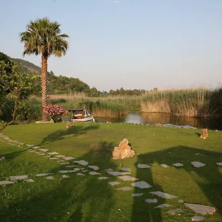 מלון Kerme Ottoman 4*