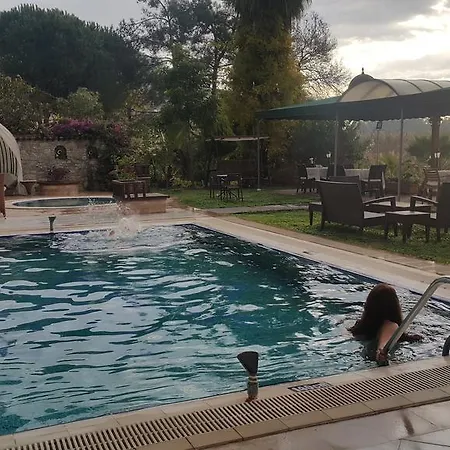 Kerme Ottoman 4* اكياكا